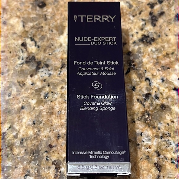 🌟TERRY🌟NUDE-EXPERT DUO STICK ⭐️ 2-In-1 Foundation & Highlighter🌟 - Picture 3 of 10